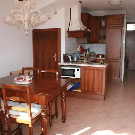 Gardavacanze Apartment *
